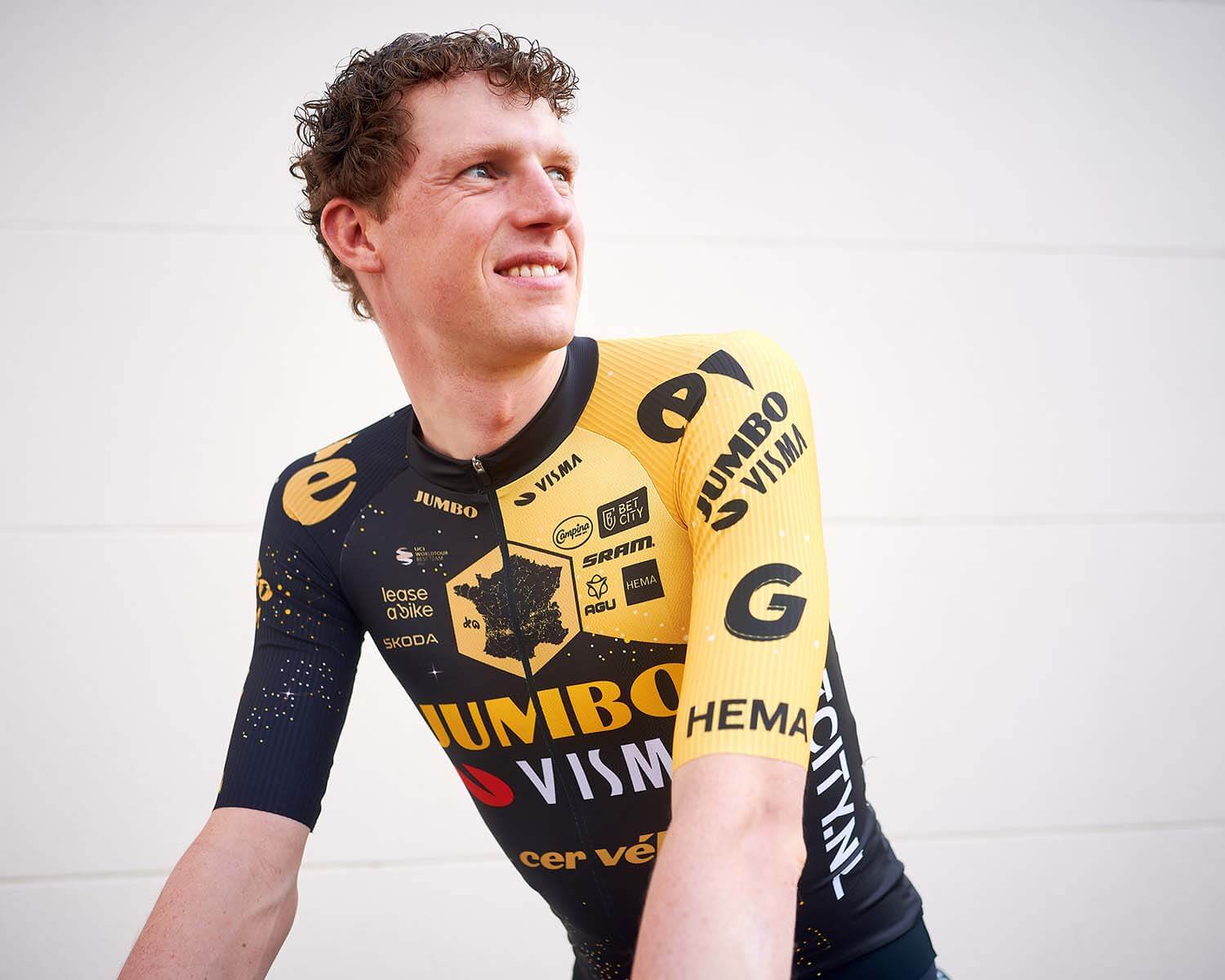 Team Jumbo-Visma — The Vélodrome  Believe in your dreams and achieve big  things — either on the bike or in the business world. 🚴‍♂️ As a proud  sponsor of Team Jumbo-Visma